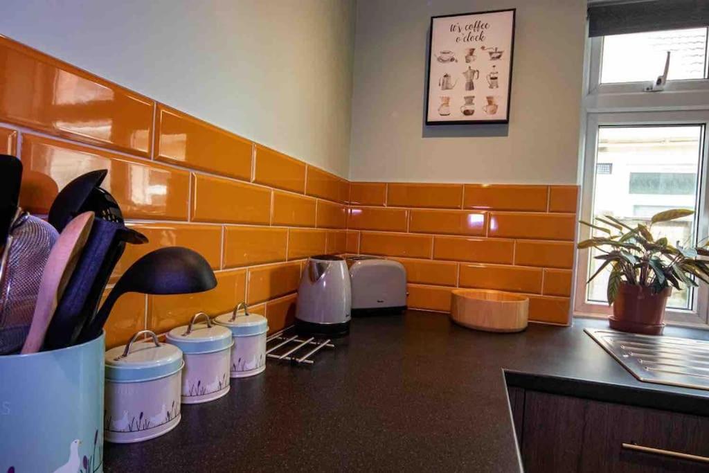 1 Bedroom Self Contained In Christchurch Apartamento *