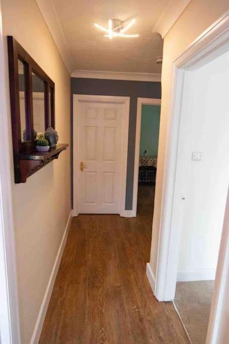 1 Bedroom Self Contained In Christchurch Winkton
